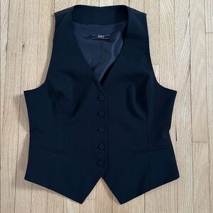 5 for $25 // Y2K Suzy Shier black poly blend vest medium